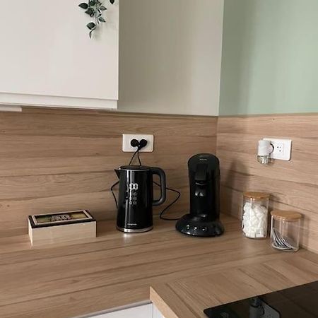Joli Appartement Avec Parking - Proche Centre Ville Chartres Bagian luar foto
